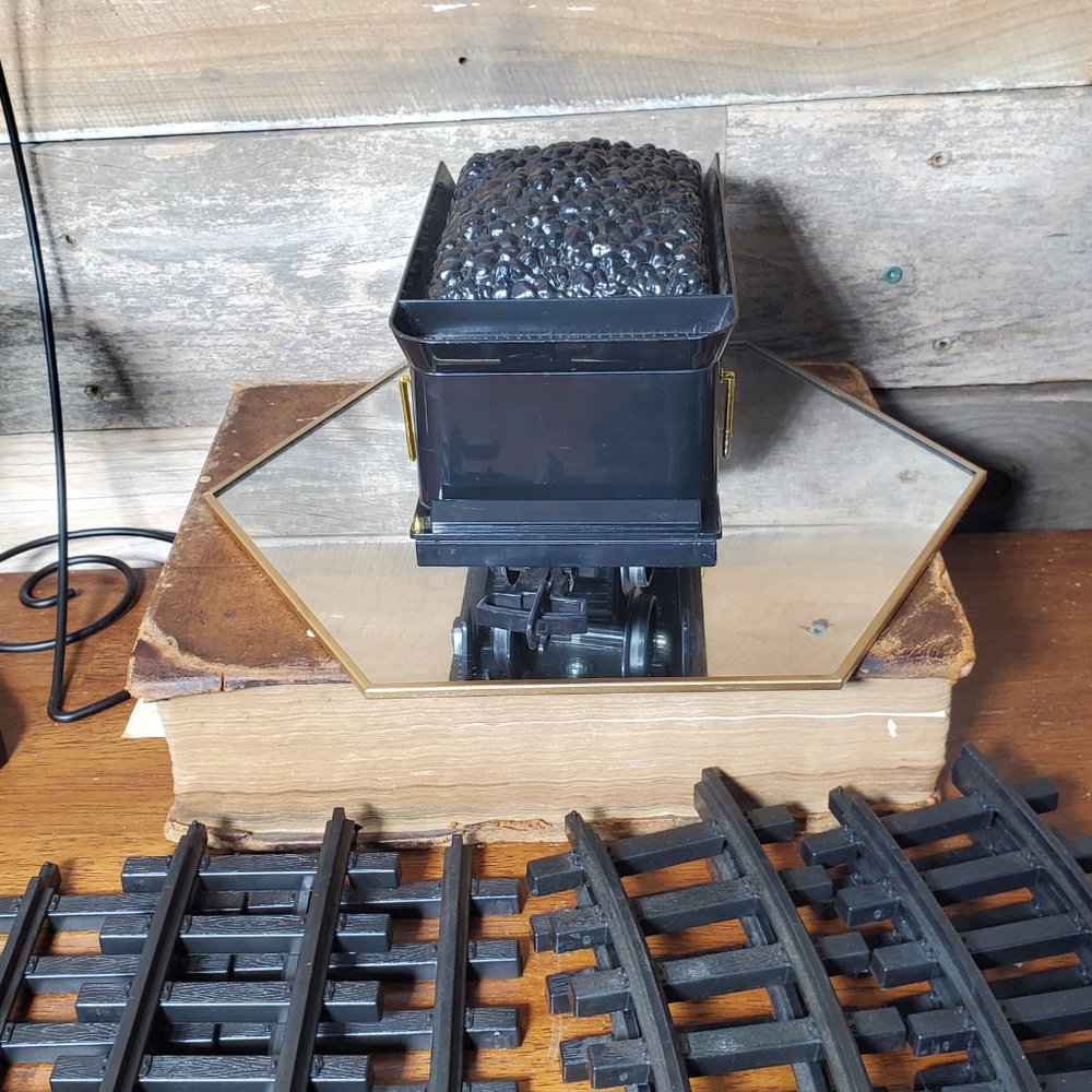 G-Scale Rio Grande Coal Car and Seven (7) Track Lengths by Scientific Toys Ltd. - Picture 4 of 7